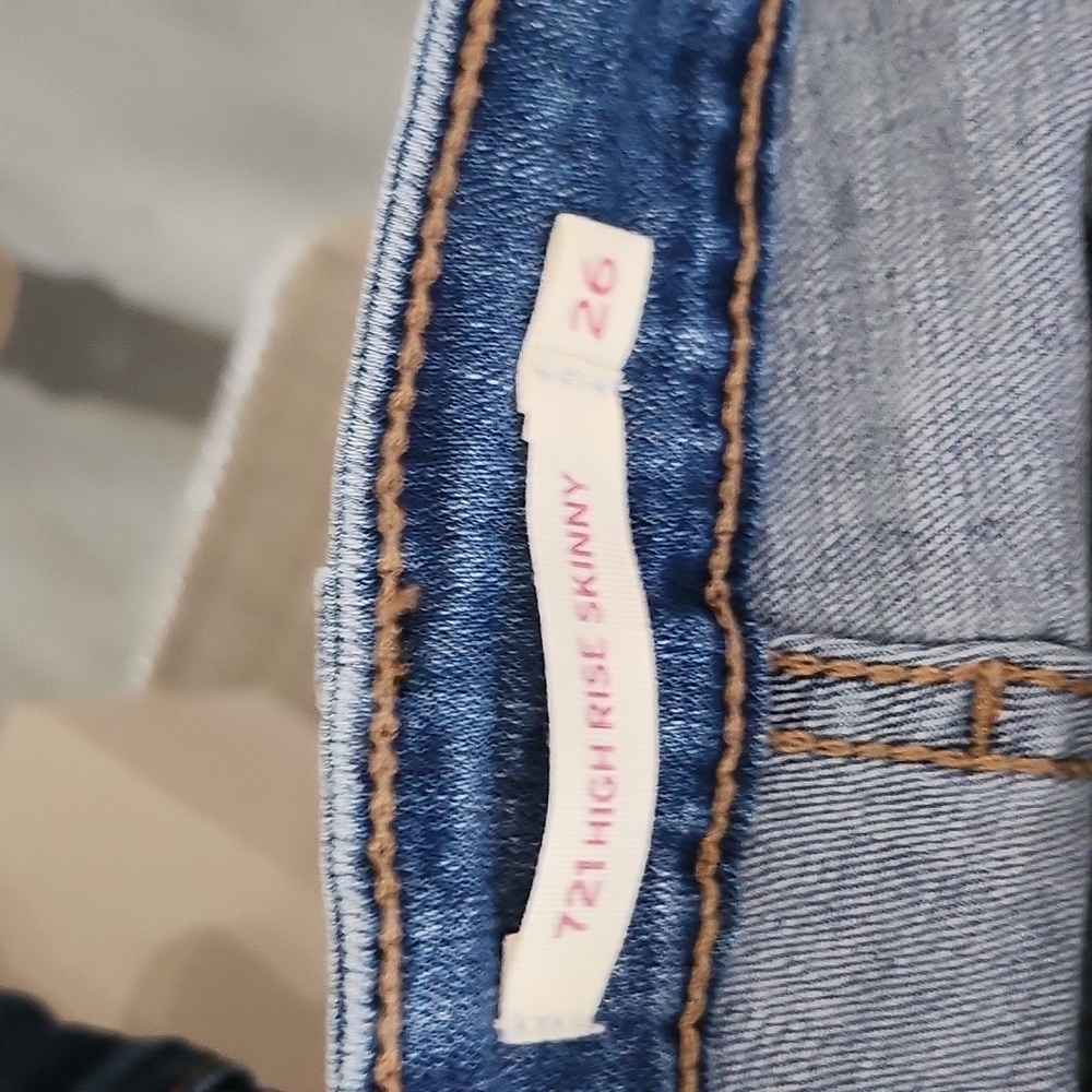 NWOT  Levi's